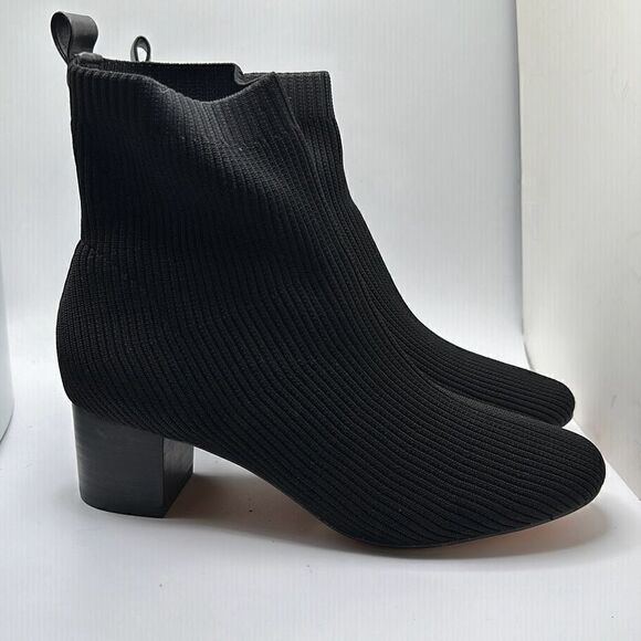 CUSHIONAIRE Women's Stretch bootie +Memory Foam 8 BLACK - Picture 1 of 7